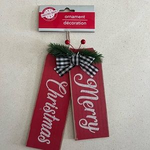 Christmas ornament oversized tags. wood. New. Set of 5.
